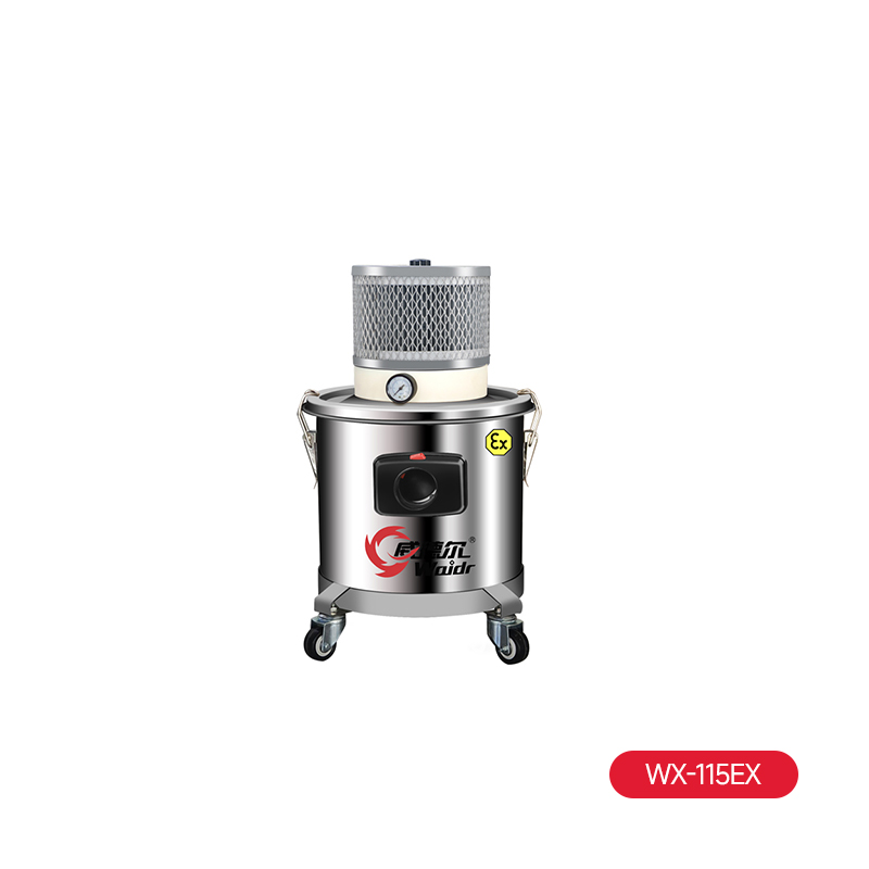 Petrol Powered Industrial Vacuum Cleaner